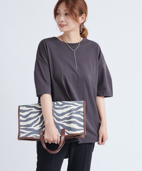 DouDou（ドゥドゥ）の「バックデザインパフT（Tシャツ/カットソー・レディース・オフホワイト/グレー系その他/グレイッシュベージュ・FREE）」の13枚目の写真