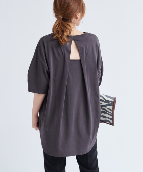 DouDou（ドゥドゥ）の「バックデザインパフT（Tシャツ/カットソー・レディース・オフホワイト/グレー系その他/グレイッシュベージュ・FREE）」の19枚目の写真