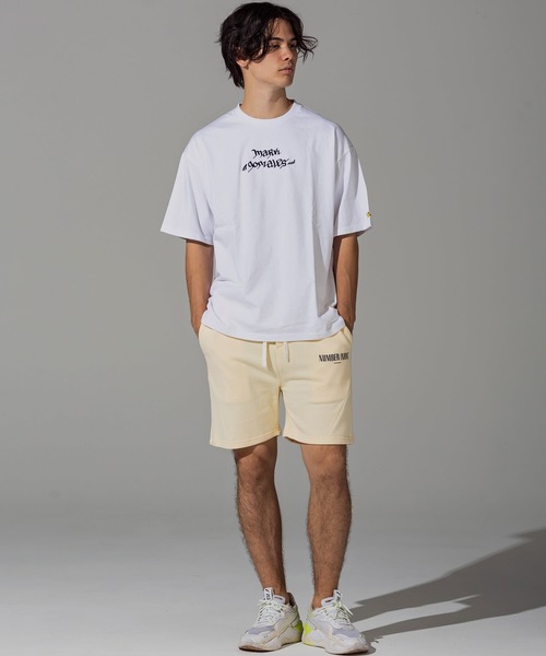 Mark Gonzales(マーク・ゴンザレス)の「Mark Gonzales(マーク ゴンザレス)ロゴ刺繍Tシャツ(Tシャツ/カットソー・メンズ・ホワイト/ブラック・M/L/XL)」の6枚目の写真