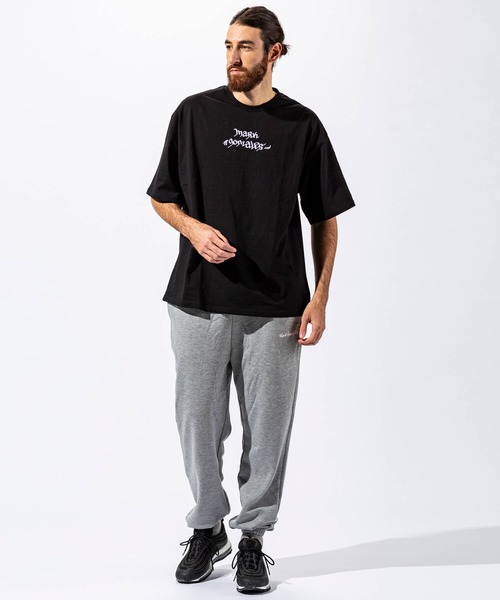 Mark Gonzales(マーク・ゴンザレス)の「Mark Gonzales(マーク ゴンザレス)ロゴ刺繍Tシャツ(Tシャツ/カットソー・メンズ・ホワイト/ブラック・M/L/XL)」の12枚目の写真