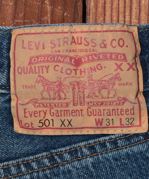 LEVI'S VINTAGE CLOTHING（リーバイスビンテージクロージング）の「LEVI'S(R) VINTAGE CLOTHING 1955 501(R) JEANS THE BIG DEAL（デニムパンツ・メンズ・インディゴブルー・W28 L32/W29 L32/W30 L32/W31 L32/W32 L32/W33 L32/W34 L32/W36 L32）」の9枚目の写真