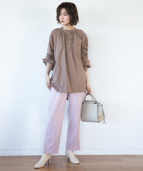 A part by(アパートバイ)の「Pスリットストレートパンツ 929962(その他パンツ・レディース・チャコールグレー/ベージュ/ライトベージュ/ピンク系その他・MEDIUM/LARGE)」の11枚目の写真