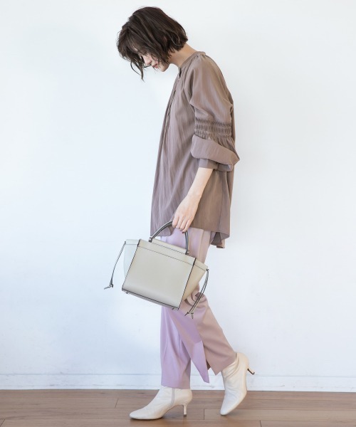 A part by(アパートバイ)の「Pスリットストレートパンツ 929962(その他パンツ・レディース・チャコールグレー/ベージュ/ライトベージュ/ピンク系その他・MEDIUM/LARGE)」の12枚目の写真