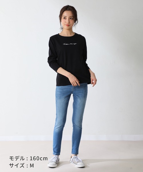 Honeys(ハニーズ)の「刺繍ロゴTシャツ(Tシャツ/カットソー・レディース・ブラック/パープル/グレー/オフホワイト/ホワイト×パープル・S/M/L)」の8枚目の写真