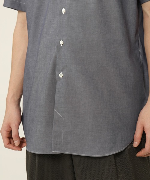 KASHIYAMA（カシヤマ）の「バンドカラーショートスリーブ　ロイヤルオックス　ロングテイルシャツ（シャツ/ブラウス・メンズ・ホワイト/ネイビー・マルチサイズ）」の17枚目の写真