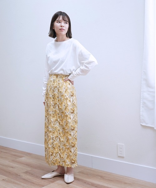 Cheek（チーク）の「ニュアンス柄フロントボタンタイトスカート（スカート・レディース・イエロー/グリーン・MEDIUM）」の18枚目の写真