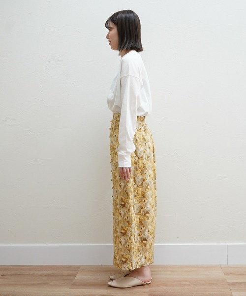 Cheek（チーク）の「ニュアンス柄フロントボタンタイトスカート（スカート・レディース・イエロー/グリーン・MEDIUM）」の6枚目の写真