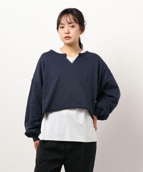 KOBE LETTUCE（コウベレタス）の「[ 2点セット ]ロンT×スキッパースウェットトップス（スウェット・レディース・ネイビー/ブラック系その他/ホワイト系その他・FREE）」の2枚目の写真