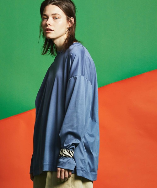 MAISON SPECIAL(メゾンスペシャル)の「《ユニセックスアイテム》ALBINI/アルビニ スムースプライムオーバークルーネックロングスリーブTシャツ 【MAISON SPECIAL/メゾンスペシャル】(Tシャツ/カットソー・メンズ・ホワイト/ブラック/ピンク/ブルー/グリーン/その他1/その他2/スモークピンク・44/46/48)」の4枚目の写真