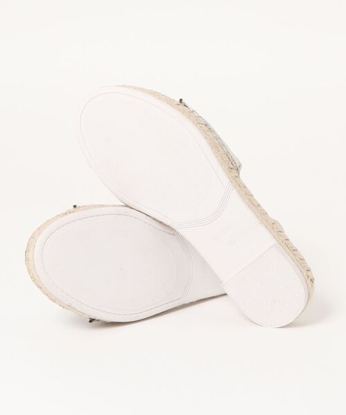 Guess(ゲス)の「【GUESS】ゲスヨーロッパモデル gwGUIDANY-B サンダル(サンダル・レディース・ホワイト・US6/US7/US8/US5)」の3枚目の写真