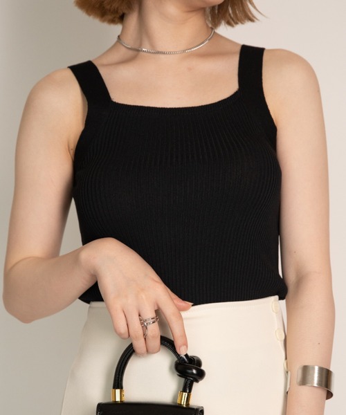 yuue' ( wear )（ユーイ）の「スクエアネックキャミソール タンクトップ（タンクトップ・レディース・ホワイト/ライトブルー/ブラック/ベージュ/レンガ・FREE）」の3枚目の写真