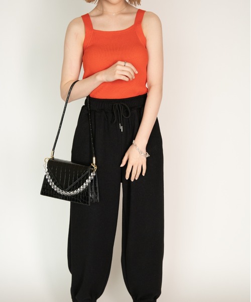 yuue' ( wear )（ユーイ）の「スクエアネックキャミソール タンクトップ（タンクトップ・レディース・ホワイト/ライトブルー/ブラック/ベージュ/レンガ・FREE）」の18枚目の写真