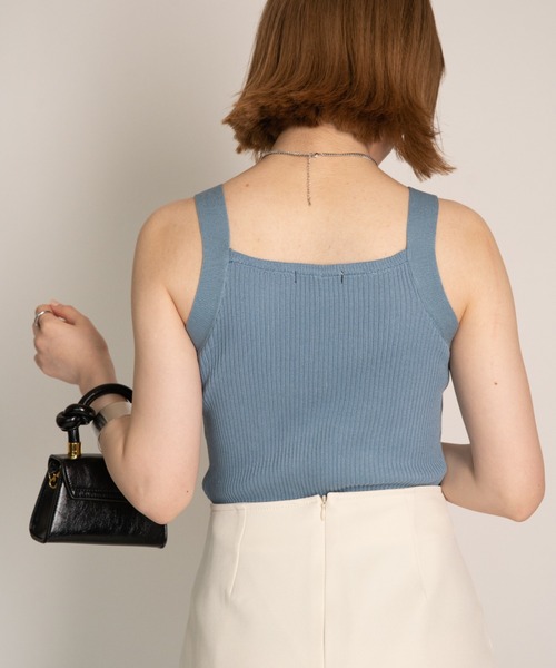 yuue' ( wear )（ユーイ）の「スクエアネックキャミソール タンクトップ（タンクトップ・レディース・ホワイト/ライトブルー/ブラック/ベージュ/レンガ・FREE）」の12枚目の写真