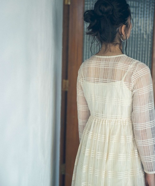 kaene（カエン）の「チェックレースカシュクールワンピース（ワンピース・レディース・ブラック/アイボリー・FREE）」の18枚目の写真