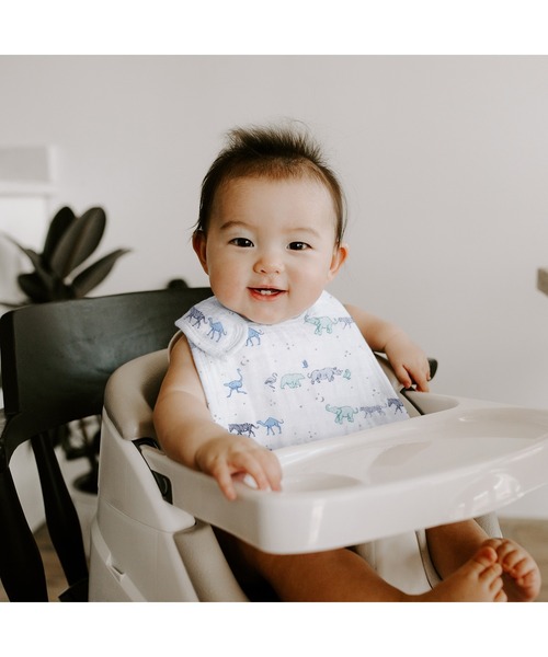 aden + anais （エイデンアンドアネイ）の「スナップビブ 3枚入り（スタイ/よだれかけ・キッズ・ホワイト×パープル/ライトグリーン/サックスブルー/ライトピンク/ホワイト×グレー/セージグリーン/ブルー・FREE）」の12枚目の写真