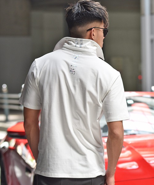 SOMEDIFF（サムディフ）の「【SOMEDIFF】バックオーロラロゴ半袖ポロシャツ（ポロシャツ・メンズ・ブラック/ホワイト・XXL/XL/L/M）」の2枚目の写真