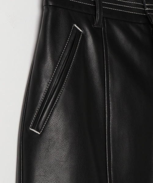 PAGEBOY(ページボーイ)の「フェイクレザーステッチショートパンツ(その他パンツ・レディース・ブラック/アイボリー/ブラウン系その他・FREE)」の14枚目の写真