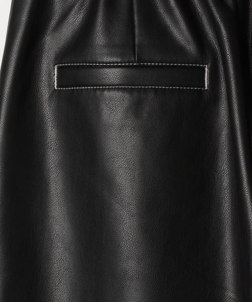 PAGEBOY(ページボーイ)の「フェイクレザーステッチショートパンツ(その他パンツ・レディース・ブラック/アイボリー/ブラウン系その他・FREE)」の15枚目の写真