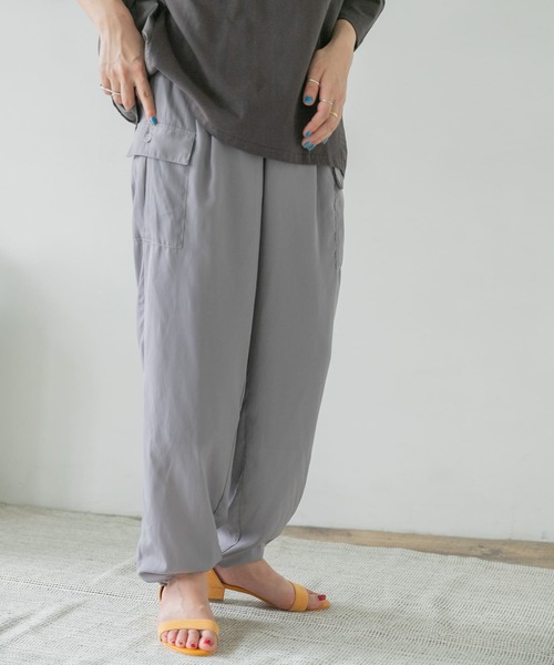 ITEMS URBANRESEARCH（アイテムズ アーバンリサーチ）の「カーゴジョガーパンツ（その他パンツ・レディース・グリーン/ブラック/パープル・FREE）」の7枚目の写真