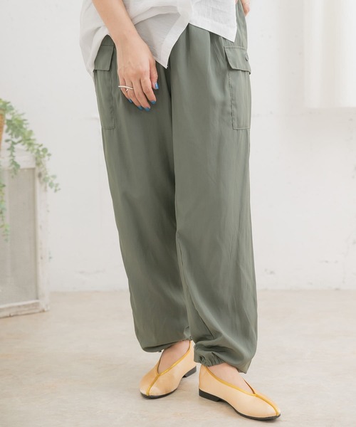 ITEMS URBANRESEARCH（アイテムズ アーバンリサーチ）の「カーゴジョガーパンツ（その他パンツ・レディース・グリーン/ブラック/パープル・FREE）」の11枚目の写真