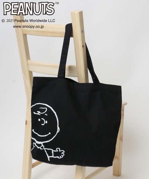 PEANUTS(ピーナッツ)の「PEANUTS(ピーナッツ)スヌーピー キャラクタープリント コットンキャンバストートバッグ/ポケッタブル仕様(トートバッグ・レディース・アイボリー/ブラック/ベージュ/ブラック系その他/ホワイト系その他/ブラック系その他4/ホワイト系その他2/ブラック系その他2/ネイビー/ブラック系その他3/ホワイト系その他4/ホワイト系その他3/ブラック系その他5/ホワイト系その他5/ネイビー系2/ネイビー系3/ネイビー系4/ネイビー系5/ネイビー系6/ホワイト系その他6/ホワイト系その他7/ブラック系その他7/ブラック系その他6・FREE)」の10枚目の写真