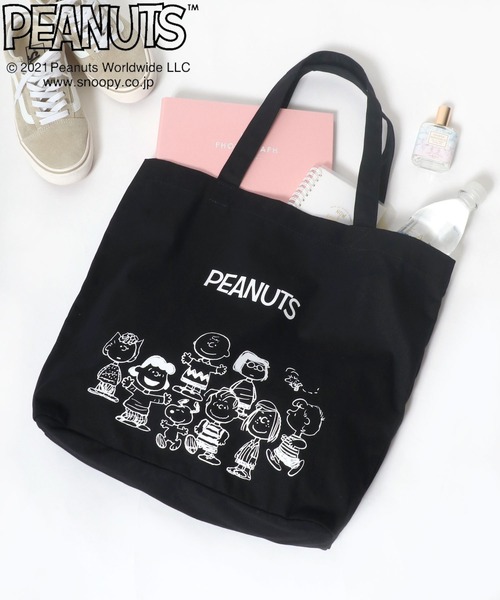 PEANUTS(ピーナッツ)の「PEANUTS(ピーナッツ)スヌーピー キャラクタープリント コットンキャンバストートバッグ/ポケッタブル仕様(トートバッグ・レディース・アイボリー/ブラック/ベージュ/ブラック系その他/ホワイト系その他/ブラック系その他4/ホワイト系その他2/ブラック系その他2/ネイビー/ブラック系その他3/ホワイト系その他4/ホワイト系その他3/ブラック系その他5/ホワイト系その他5/ネイビー系2/ネイビー系3/ネイビー系4/ネイビー系5/ネイビー系6/ホワイト系その他6/ホワイト系その他7/ブラック系その他7/ブラック系その他6・FREE)」の9枚目の写真