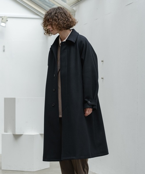 Alcindor Materials（アルシンダーマテリアルズ）の「super140's lamb wool balmacaan coat/スーパー１４０’ｓラムウールバルマカーンコート（その他アウター・メンズ・ブラック/グレイッシュベージュ・MEDIUM/LARGE）」の9枚目の写真