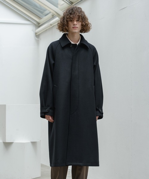 Alcindor Materials（アルシンダーマテリアルズ）の「super140's lamb wool balmacaan coat/スーパー１４０’ｓラムウールバルマカーンコート（その他アウター・メンズ・ブラック/グレイッシュベージュ・MEDIUM/LARGE）」の12枚目の写真