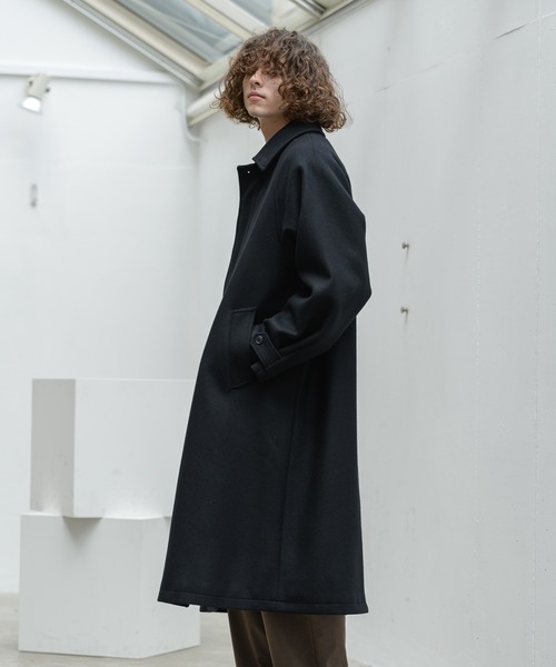Alcindor Materials（アルシンダーマテリアルズ）の「super140's lamb wool balmacaan coat/スーパー１４０’ｓラムウールバルマカーンコート（その他アウター・メンズ・ブラック/グレイッシュベージュ・MEDIUM/LARGE）」の14枚目の写真