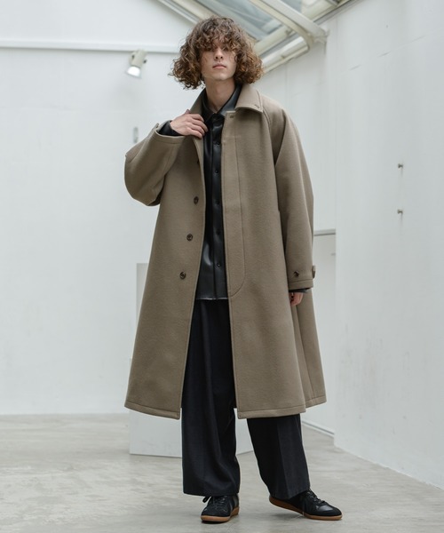 Alcindor Materials（アルシンダーマテリアルズ）の「super140's lamb wool balmacaan coat/スーパー１４０’ｓラムウールバルマカーンコート（その他アウター・メンズ・ブラック/グレイッシュベージュ・MEDIUM/LARGE）」の16枚目の写真
