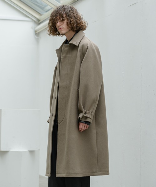 Alcindor Materials（アルシンダーマテリアルズ）の「super140's lamb wool balmacaan coat/スーパー１４０’ｓラムウールバルマカーンコート（その他アウター・メンズ・ブラック/グレイッシュベージュ・MEDIUM/LARGE）」の21枚目の写真