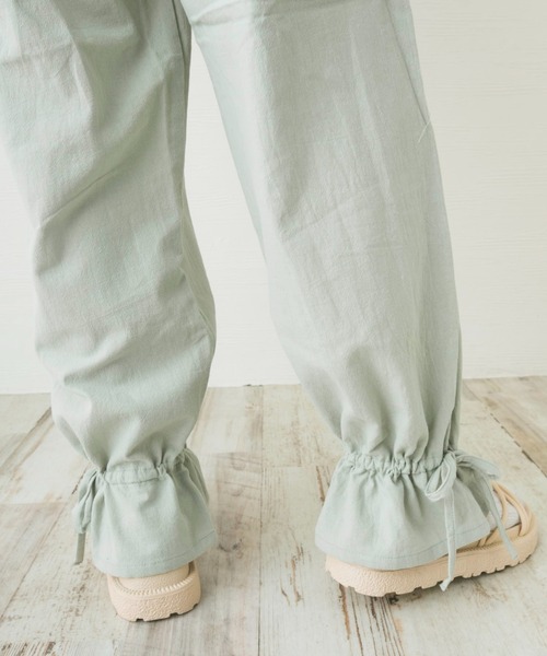 nemne store(ネンネストア)の「リボンを結ぶ裾絞りサーカスパンツ(その他パンツ・レディース・ベージュ/アイボリー/ミント・S/M)」の15枚目の写真