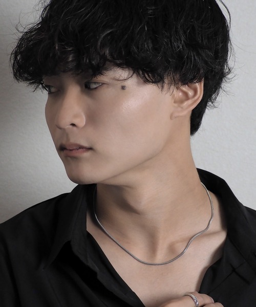 SBG(エスビー)の「SBG スネークチェーンネックレス(ネックレス・メンズ・シルバー/ゴールド/シルバー系その他/ゴールド系その他2/ゴールド系その他3/ゴールド系その他/シルバー系その他2/シルバー系その他3/ブラック系その他/ゴールド系その他4/ゴールド系その他5/シルバー系その他5/シルバー系その他4/ブラック系その他4/ブラック系その他5/ブラック系その他3/ブラック系その他2/ピンク系その他/ピンク系その他5/ピンク系その他2/ピンク系その他4・50cm/60cm/40cm/45cm)」の2枚目の写真