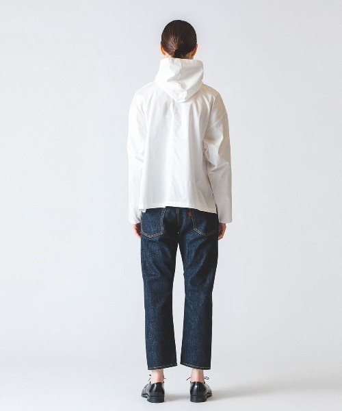 mizuiroind(ミズイロインド)の「mizuiro ind フード付きシャツプルオーバー(シャツ/ブラウス・レディース・ブラック/オフホワイト/カーキ・FREE)」の16枚目の写真