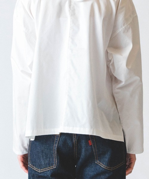 mizuiroind(ミズイロインド)の「mizuiro ind フード付きシャツプルオーバー(シャツ/ブラウス・レディース・ブラック/オフホワイト/カーキ・FREE)」の13枚目の写真