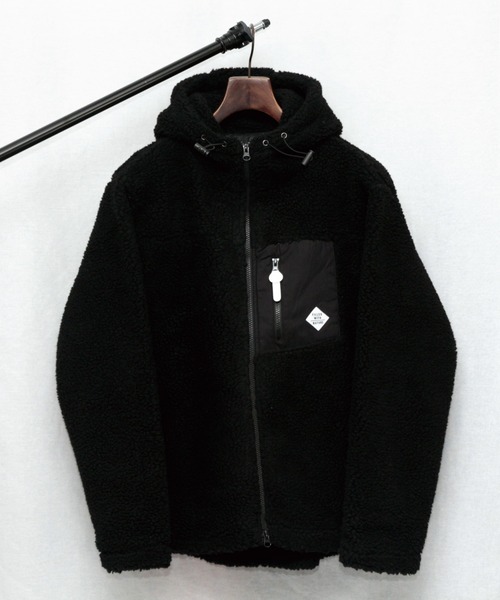 ADPOSION（アドポーション）の「ビッグシルエット フードボアフリースブルゾン（ブルゾン・レディース・ブラック/キャメル/ベージュ/パープル/ホワイト/カーキ/グリーン/ブラック系1・X-LARGE/MEDIUM/LARGE）」の15枚目の写真