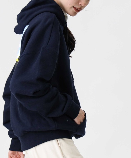 CAMP7(キャンプセブン)の「【CAMP7】バイカラーバックロゴスウェットパーカー(パーカー・レディース・ベージュ/ネイビー/オフホワイト・S/M/L)」の9枚目の写真