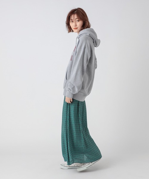 RIVE DROITE（リヴドロワ）の「華やかさをプラスしてくれる　ヴィンテージプリントナローフレアスカート（スカート・レディース・ネイビー/グリーン・FREE）」の15枚目の写真