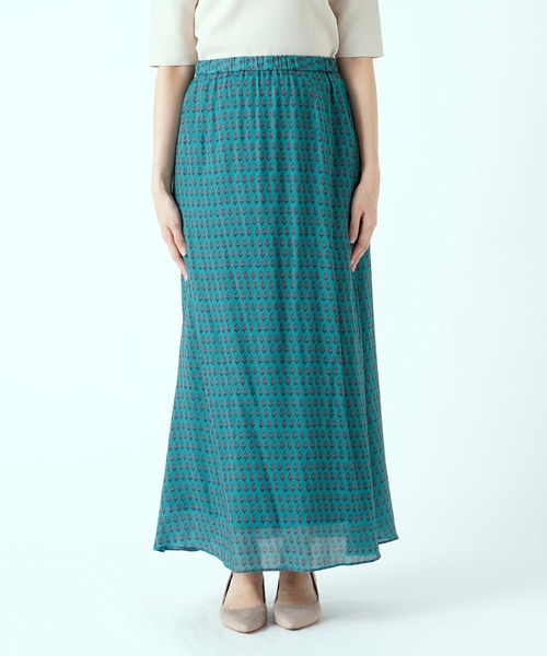 RIVE DROITE（リヴドロワ）の「華やかさをプラスしてくれる　ヴィンテージプリントナローフレアスカート（スカート・レディース・ネイビー/グリーン・FREE）」の4枚目の写真