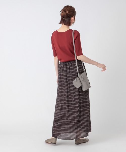 RIVE DROITE（リヴドロワ）の「華やかさをプラスしてくれる　ヴィンテージプリントナローフレアスカート（スカート・レディース・ネイビー/グリーン・FREE）」の14枚目の写真