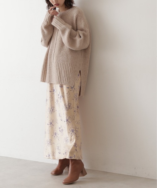 FREE'S MART（フリーズマート）の「◆エンビテール前後ヘムニット（ニット/セーター・レディース・ベージュ/イエロー/パープル・FREE）」の4枚目の写真