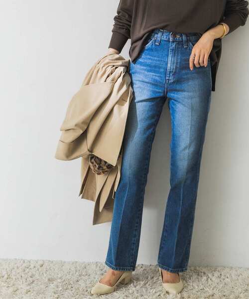 Wrangler（ラングラー）の「Wrangler　FLARE JEAN（デニムパンツ・レディース・ブルー・SMALL/X-SMALL）」の5枚目の写真