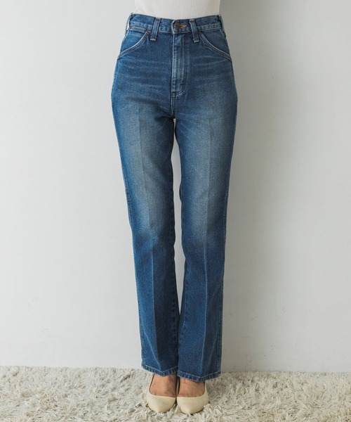 Wrangler（ラングラー）の「Wrangler　FLARE JEAN（デニムパンツ・レディース・ブルー・SMALL/X-SMALL）」の4枚目の写真