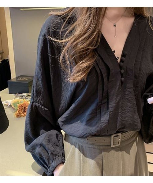 SETUP7（セットアップセブン）の「【SETUP7】タック入りVネックブラウス KNF（シャツ/ブラウス・レディース・ホワイト/ブラック/イエロー・FREE）」の19枚目の写真