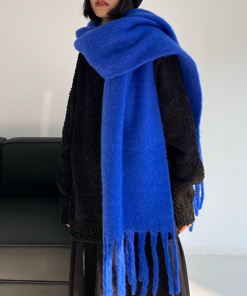 me+em select(ミームセレクト)の「【30色展開 】ふわふわフリンジボリュームマフラー(マフラー・レディース・ブラック/ピンク/チャコールグレー/アイボリー/スモークピンク/カーキ/ライトブルー/レッド/グレー/ホワイト/イエロー/ブルー/ライトグリーン/ダークグリーン/ライトピンク/ネイビー/レッド系その他/ワイン/グリーン/チェリーピンク/ダークラベンダー/ベージュ/スカイブルー/ブラウン/パープル/クリアレッド/ライトブラウン/バイオレット/グリーン系その他/グリーン系その他2/ピンク系その他・FREE)」の19枚目の写真