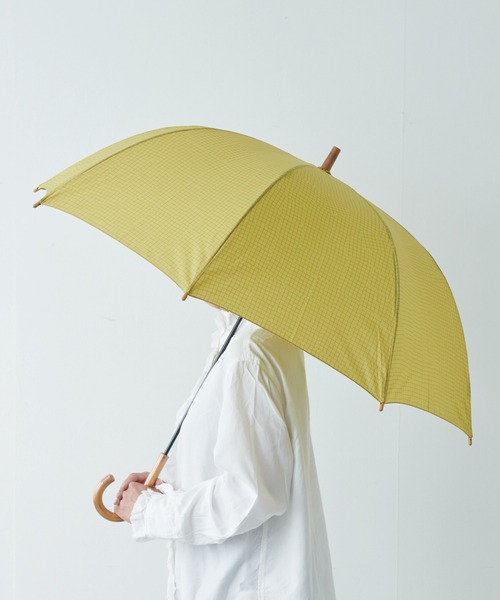 392 plusm（サンキューニプリュスエム）の「Umbrella Long 60 - check - 790191（長傘・レディース・イエロー/ベージュ/オフホワイト/グリーン・60cm）」の4枚目の写真