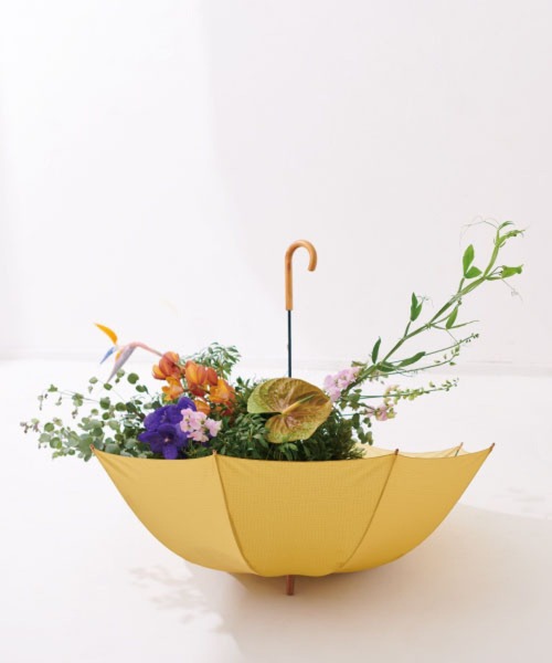 392 plusm（サンキューニプリュスエム）の「Umbrella Long 60 - check - 790191（長傘・レディース・イエロー/ベージュ/オフホワイト/グリーン・60cm）」の9枚目の写真