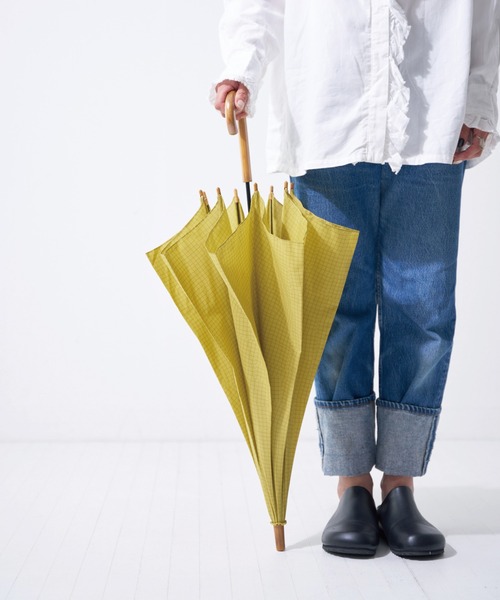 392 plusm（サンキューニプリュスエム）の「Umbrella Long 60 - check - 790191（長傘・レディース・イエロー/ベージュ/オフホワイト/グリーン・60cm）」の18枚目の写真