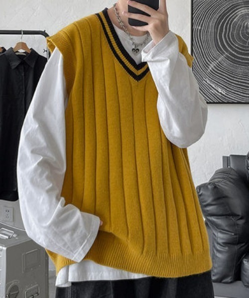 KOR（ケーオーアール）の「トラディショナル ストライプ Vネック リブニットベスト（ベスト・メンズ・ホワイト/グレー/マスタード・XL/M/2XL/L）」の8枚目の写真