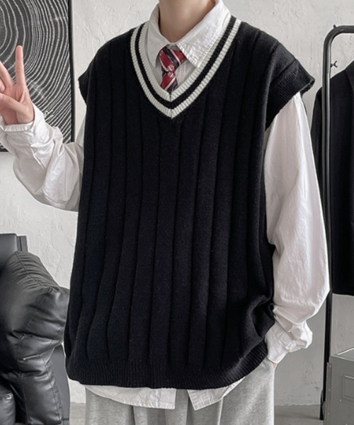 KOR（ケーオーアール）の「トラディショナル ストライプ Vネック リブニットベスト（ベスト・メンズ・ホワイト/グレー/マスタード・XL/M/2XL/L）」の13枚目の写真